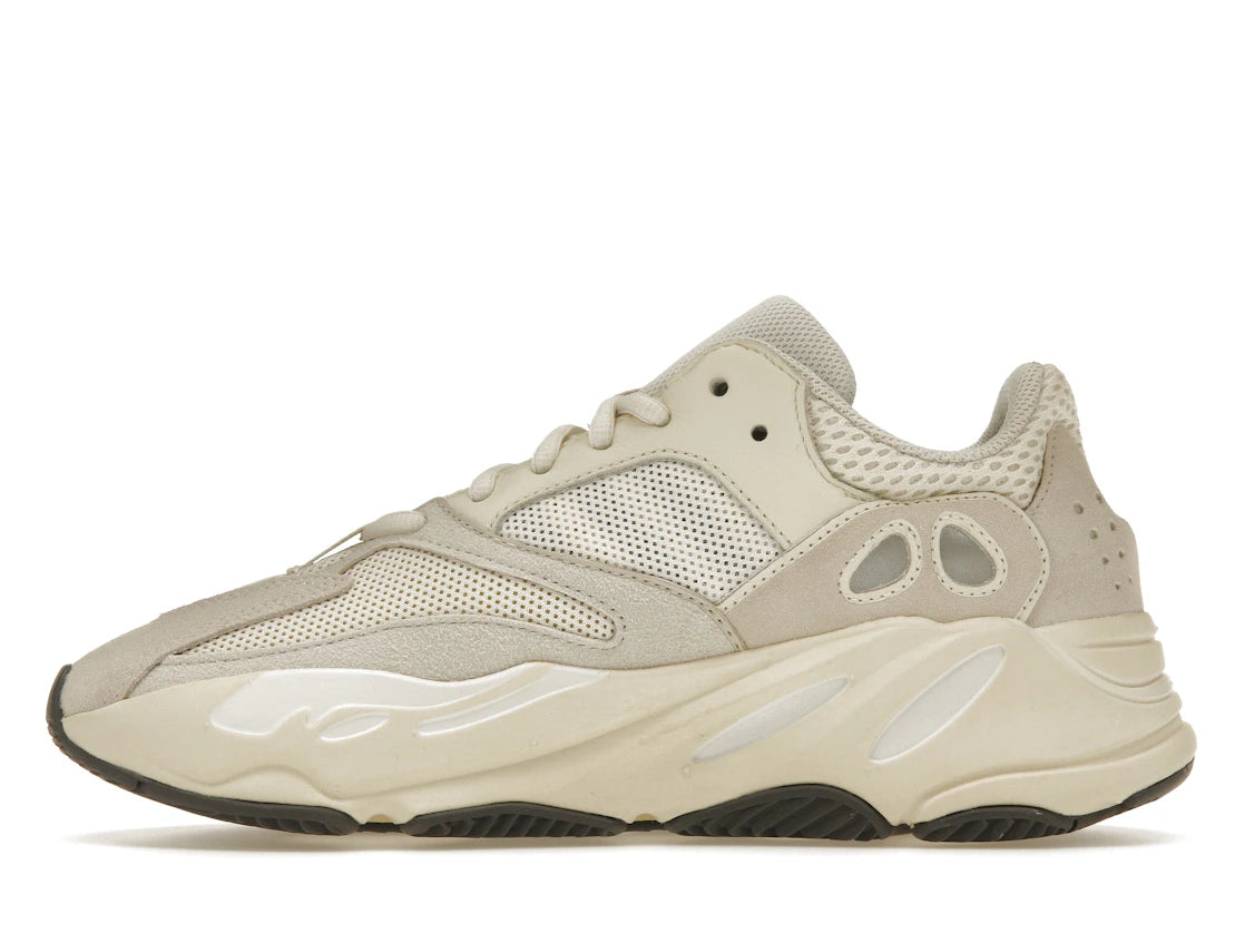 656389 Yeezy Boost 700 'Analog'
