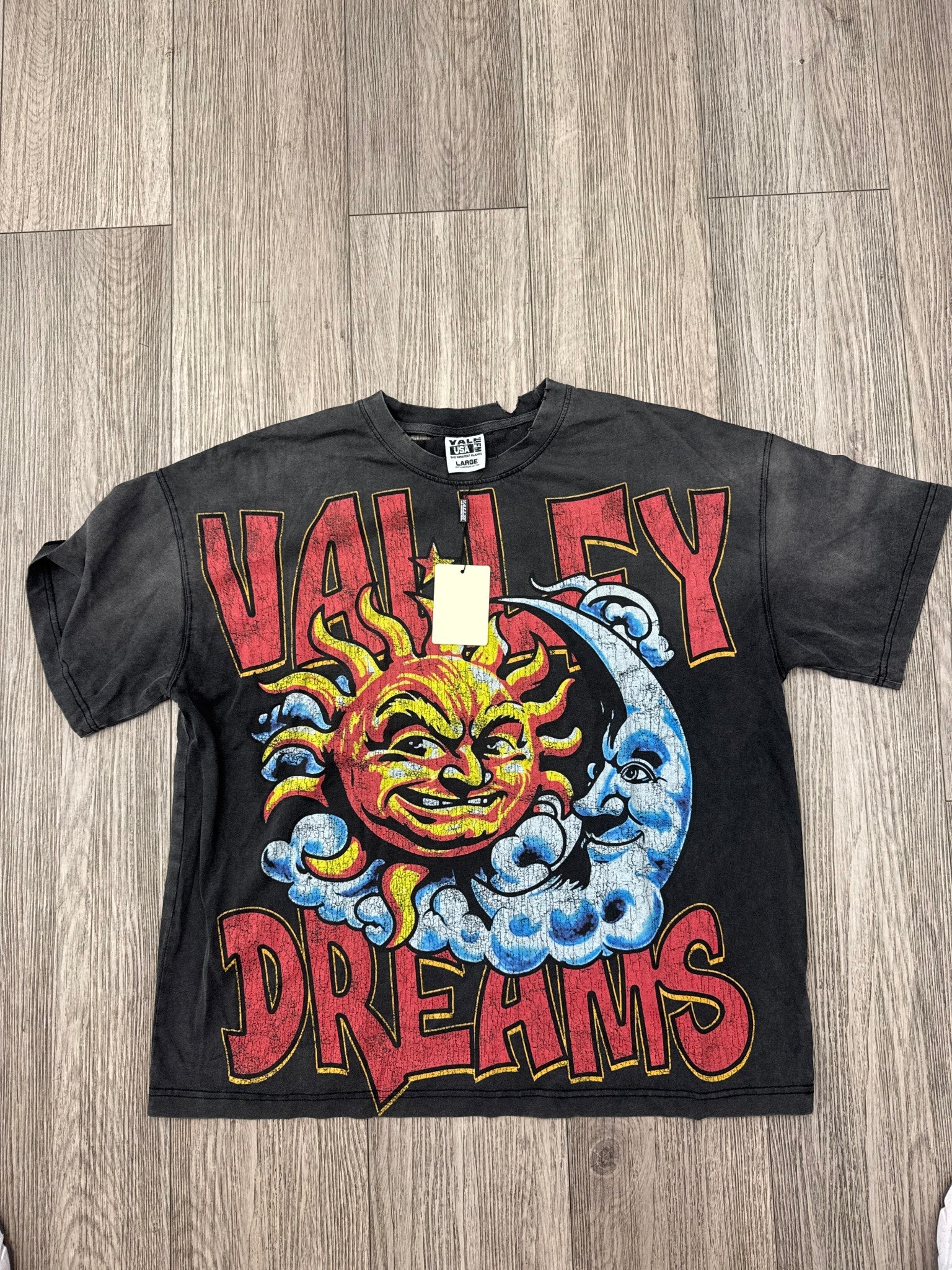 620334 Vale Sun and Moon Tee