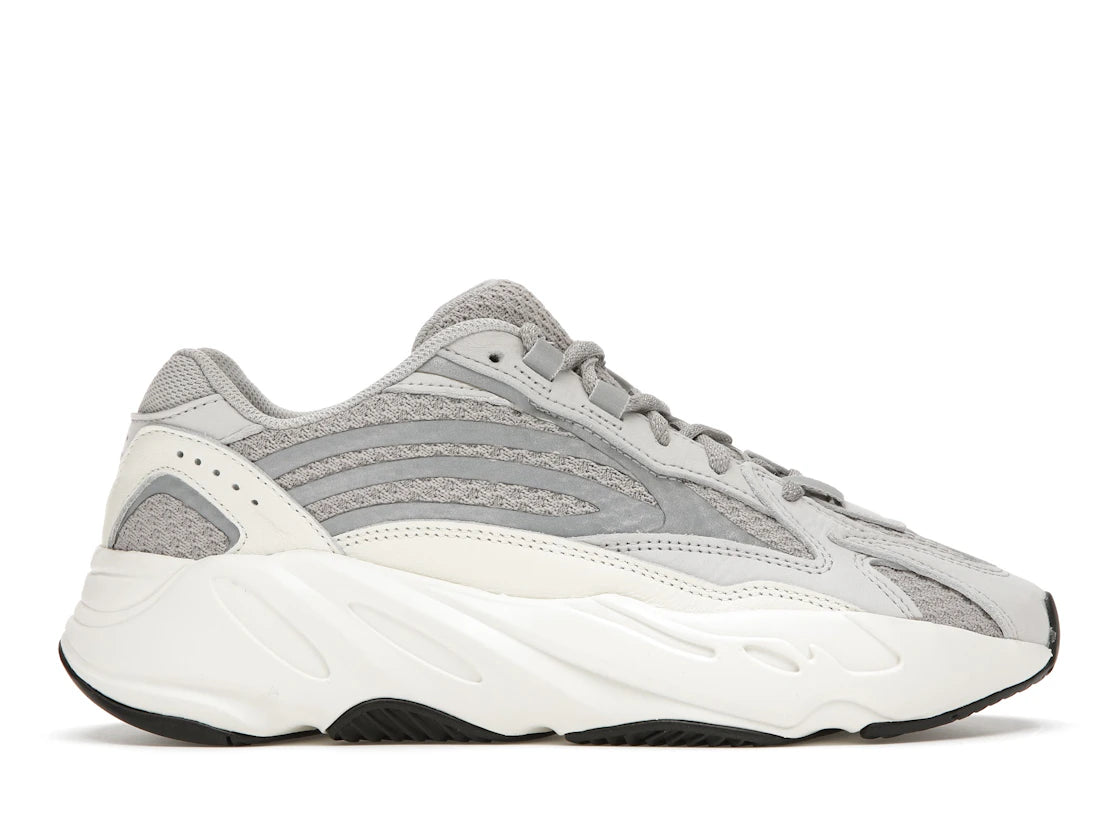 [385956] adidas Yeezy Boost 700 V2 Static