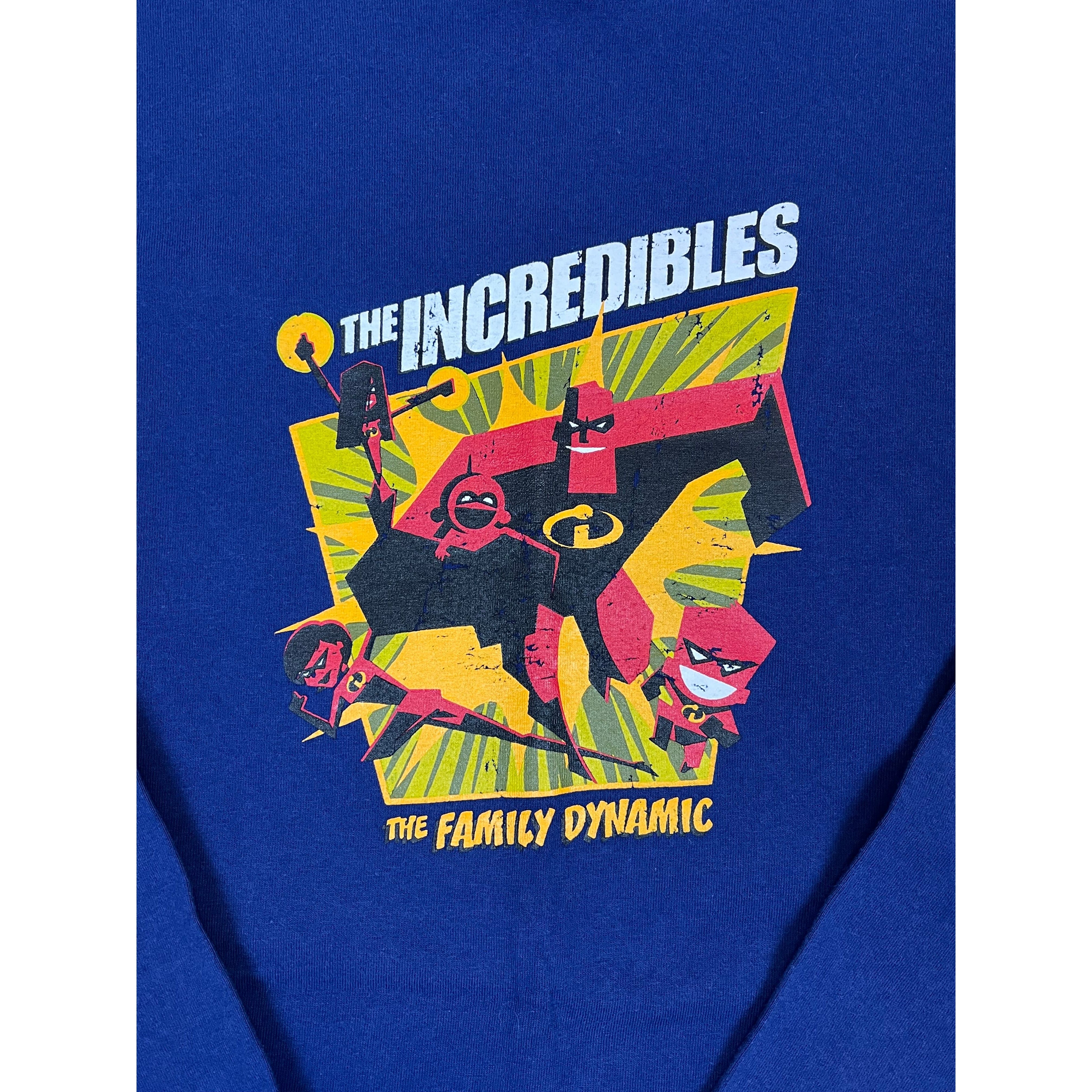 259926 (2004) The Incredibles Superhero Family Movie Long Sleeve