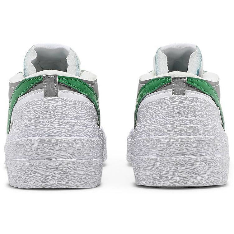 Nike Blazer Low sacai Medium Grey Classic Green