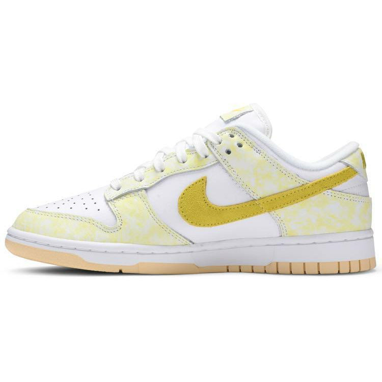 Wmns Dunk Low OG Yellow Strike